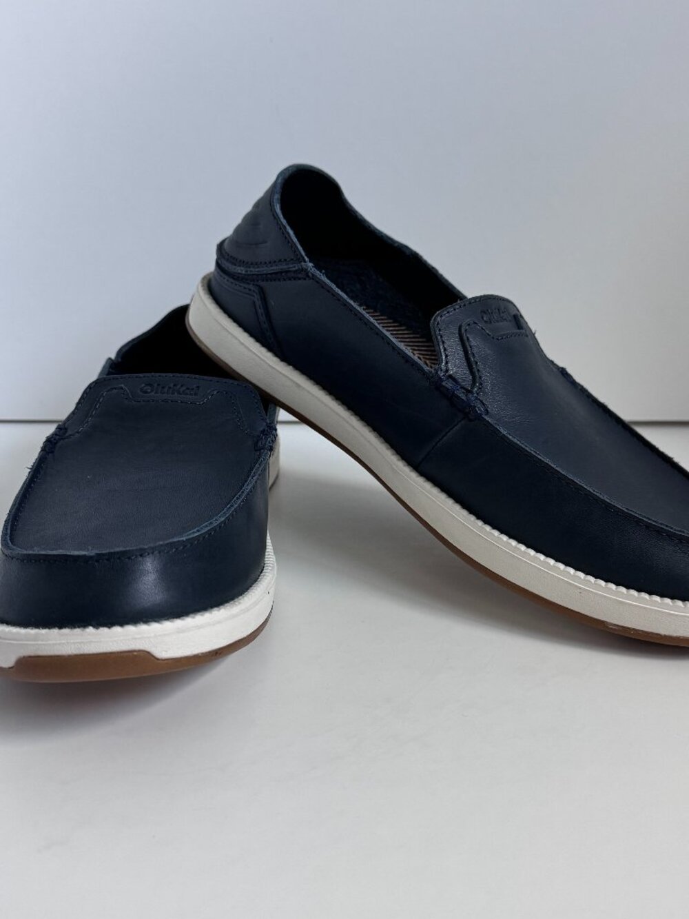 OluKai Kakaha Nia Men's 10 Blue Leather Slip On Loafers 10557-ZNZN Boat Shoes